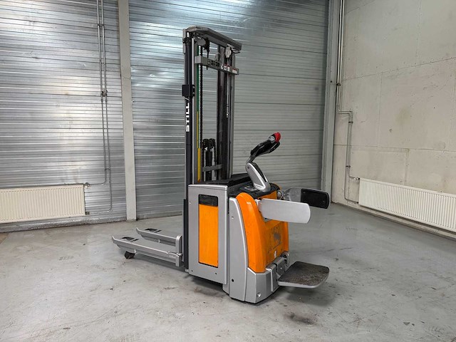 2020 - still - exv14-sf - stackers - afbeelding 2 van  4