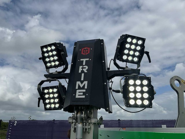 2020 - trime - x-solar - mobiele lichtmast met zonnepanelen - afbeelding 9 van  10
