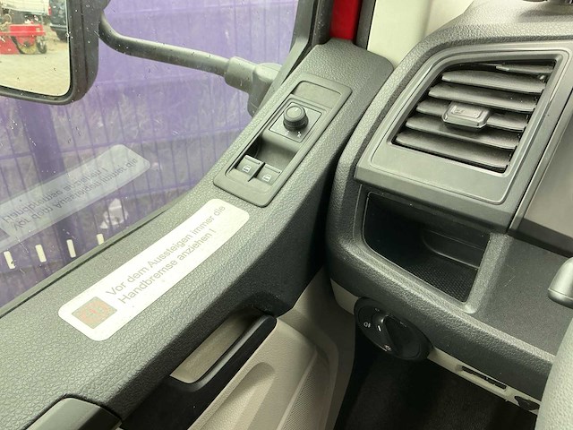 2020 - volkswagen - transporter - waterstof/elektrisch - open laadbak met laadklep - bedrijfswagen - afbeelding 17 van  26