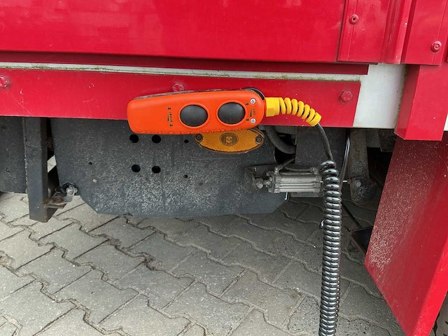 2020 - volkswagen - transporter - waterstof/elektrisch - open laadbak met laadklep - bedrijfswagen - afbeelding 26 van  26
