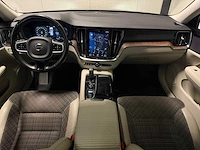 2020 - volvo - v60 - 2.0 t6 te awd mompro h-811-bt iaw - afbeelding 5 van  24