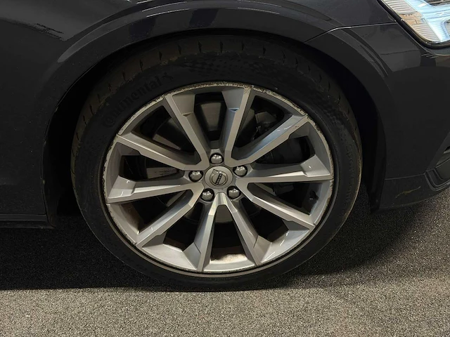 2020 - volvo - v60 - 2.0 t6 te awd mompro h-811-bt iaw - afbeelding 16 van  24