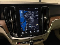 2020 - volvo - v60 - 2.0 t6 te awd mompro h-811-bt iaw - afbeelding 21 van  24