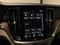 2020 - volvo - v60 - 2.0 t6 te awd mompro h-811-bt iaw - afbeelding 23 van  24