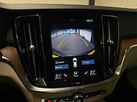 2020 - volvo - v60 - 2.0 t6 te awd mompro h-811-bt iaw - afbeelding 24 van  24