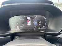 2020 - volvo - xc40 - 1.5 t5 rech. rdesign r-381-xj iaw - afbeelding 4 van  18