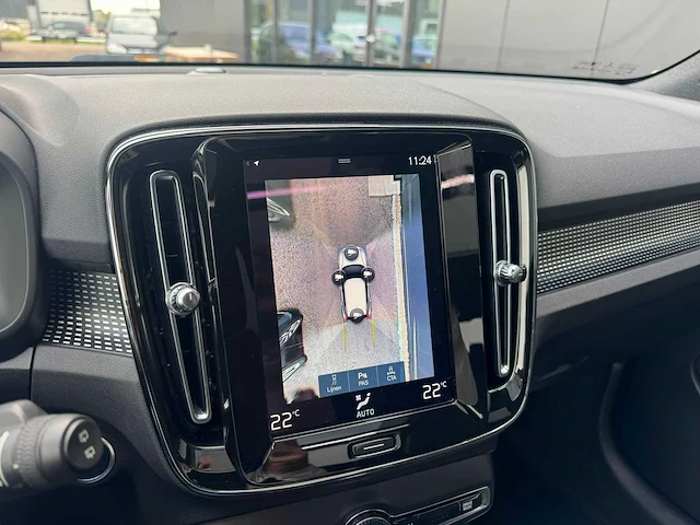 2020 - volvo - xc40 - 1.5 t5 rech. rdesign r-381-xj iaw - afbeelding 5 van  18