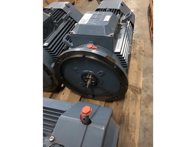 2020 abb 3~fase generator- - afbeelding 5 van  5