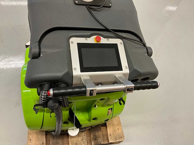 2020 adlatus cr700 schrob/zuigmachine - afbeelding 2 van  13