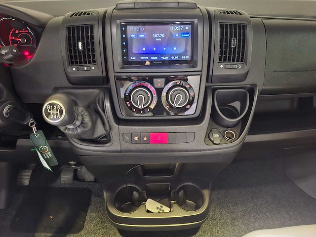 2020 adria sonic axess 700 dc camper - afbeelding 4 van  29