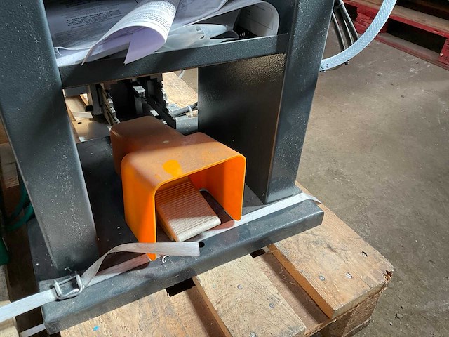 2020 all mecanic 197.f200.00 aluminium profiel ponsinstallatie met tooling - afbeelding 10 van  32