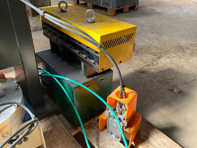 2020 all mecanic 197.f200.00 aluminium profiel ponsinstallatie met tooling - afbeelding 15 van  32