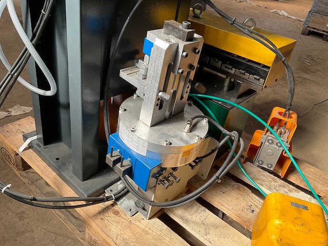 2020 all mecanic 197.f200.00 aluminium profiel ponsinstallatie met tooling - afbeelding 18 van  32