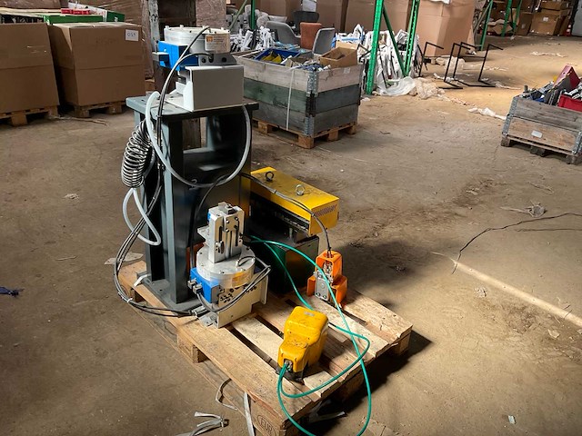 2020 all mecanic 197.f200.00 aluminium profiel ponsinstallatie met tooling - afbeelding 23 van  32