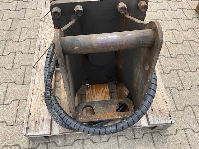 2020 atlas copco sb 452 hydraulische sloophamer - afbeelding 5 van  9