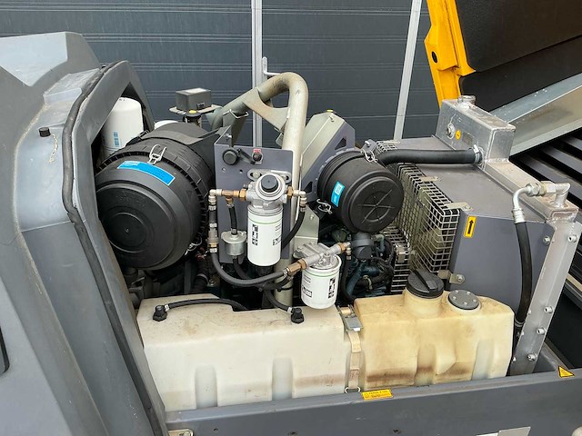 2020 atlas copco xats 138 st5 schroefcompressor - afbeelding 10 van  11