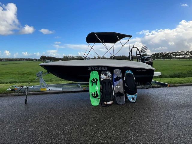 2020 bayliner element e5 speedboot 80pk incl trailer - afbeelding 26 van  42