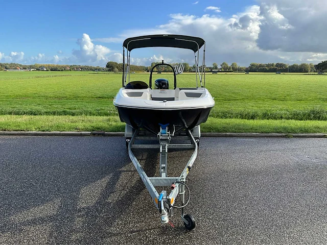 2020 bayliner element e5 speedboot 80pk incl trailer - afbeelding 28 van  42