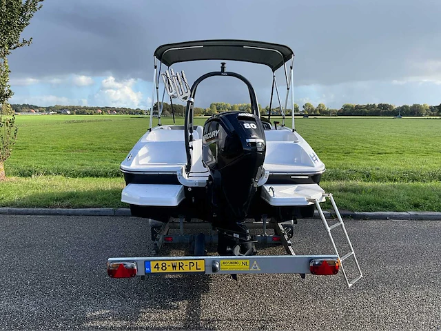 2020 bayliner element e5 speedboot 80pk incl trailer - afbeelding 34 van  42