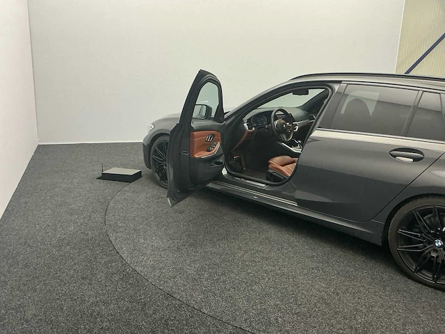 2020 bmw 3-serie touring 330i high. ex. ed. personenauto - afbeelding 17 van  49