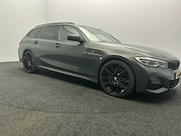 2020 bmw 3-serie touring 330i high. ex. ed. personenauto - afbeelding 44 van  48