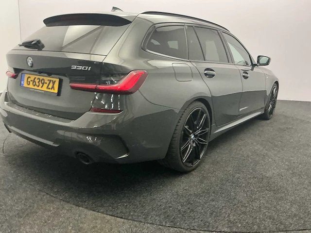 2020 bmw 3-serie touring 330i high. ex. ed. personenauto - afbeelding 46 van  48