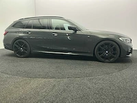 2020 bmw 3-serie touring 330i high. ex. ed. personenauto - afbeelding 45 van  48