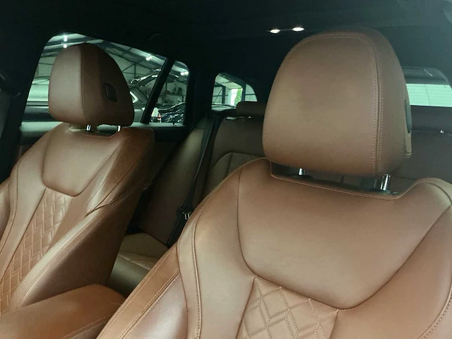 2020 bmw 3-serie touring 330i high. ex. ed. personenauto - afbeelding 36 van  49
