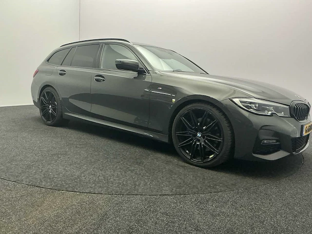 2020 bmw 3-serie touring 330i high. ex. ed. personenauto - afbeelding 44 van  49