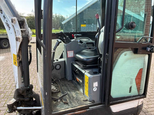 2020 bobcat e17 minigraafmachine - afbeelding 1 van  15