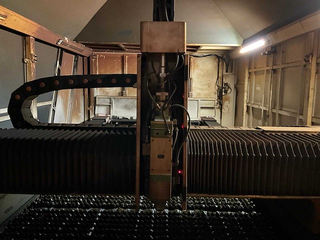 2020 bodor p3015 lasersnijmachine - afbeelding 2 van  29