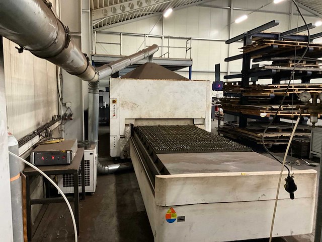 2020 bodor p3015 lasersnijmachine - afbeelding 21 van  29