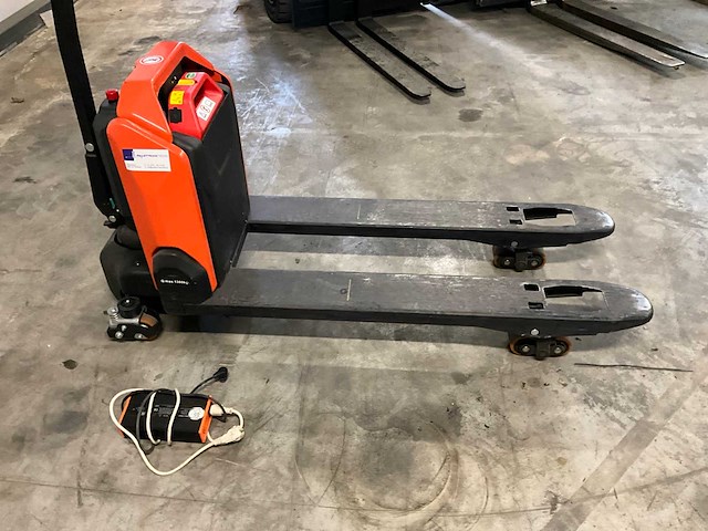 2020 bt tyro lhe130 elektrische palletwagen - afbeelding 7 van  11