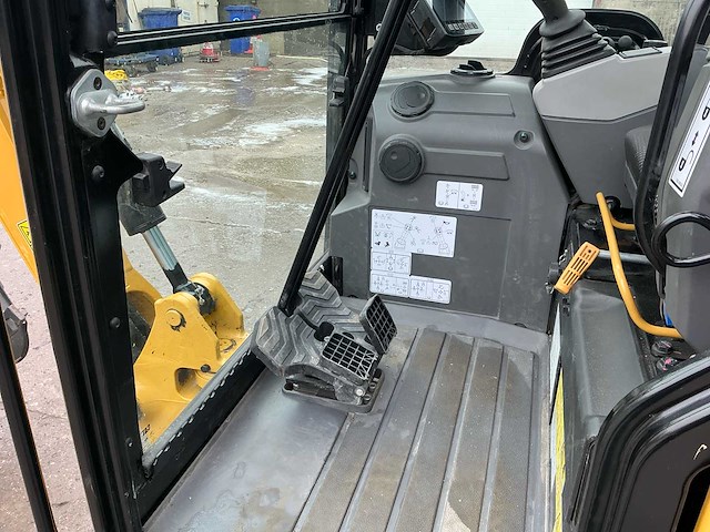 2020 catepillar 301.4; rupsgraafmachine - afbeelding 32 van  34