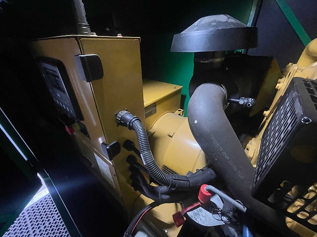 2020 caterpillar de65e3 hybride stroomaggregaat - afbeelding 8 van  17