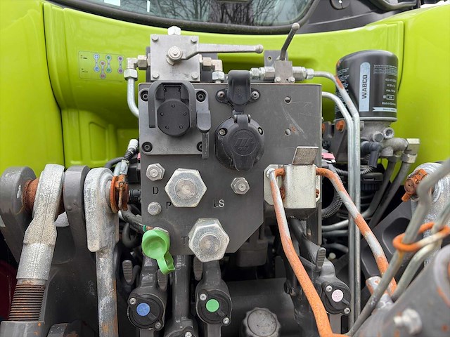 2020 claas axion 830 cmatic vierwielaangedreven landbouwtractor - afbeelding 7 van  30