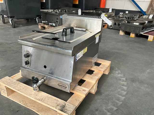 2020 combisteel g6f100g gasfriteuse (enkel) - afbeelding 1 van  9