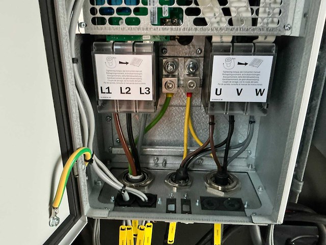 2020 container 10 ft. plc besturing 4x45kw - afbeelding 7 van  17