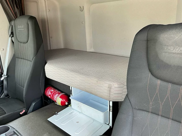 2020 daf cf410 vrachtwagen - afbeelding 12 van  40