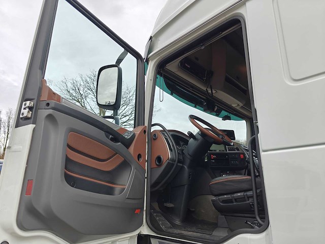 2020 daf xf 530 fan vrachtwagen met renders 3-assige aanhangwagen - afbeelding 2 van  36