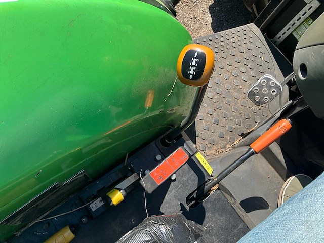 2020 deutz-fahr agroplus 70f keyline vierwielaangedreven landbouwtractor - afbeelding 21 van  31