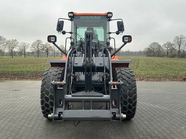 2020 doosan dl220-5 wiellader - afbeelding 3 van  56