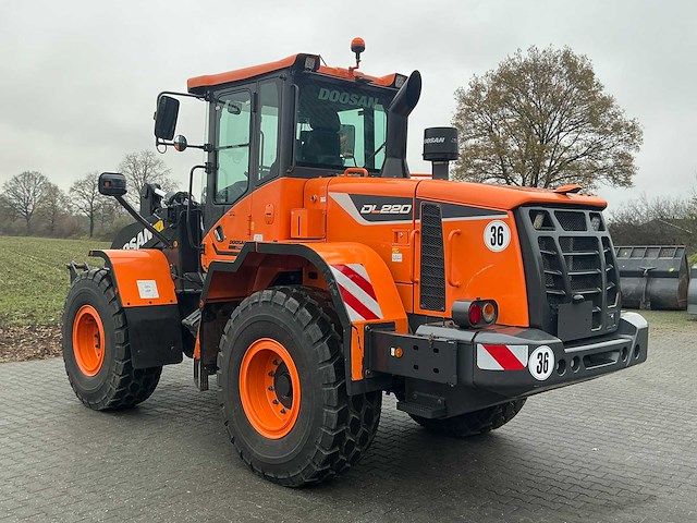 2020 doosan dl220-5 wiellader - afbeelding 5 van  56