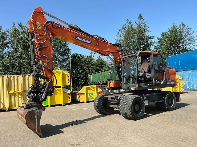 2020 doosan dx170w banden graafmachine - afbeelding 1 van  17