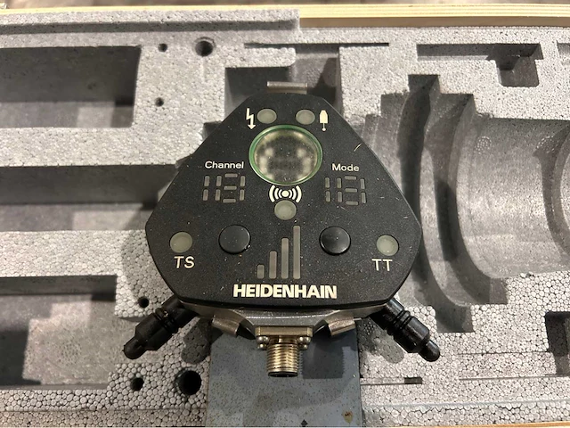 2020 doosan mynx 7500ii cnc universeel machinecentrum - afbeelding 18 van  27