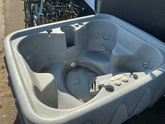 2020 dreammaker 4-personen jacuzzi 600l - afbeelding 6 van  12