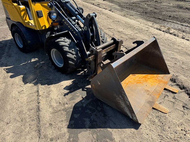 2020 eurotrac w11 shovel - afbeelding 17 van  19