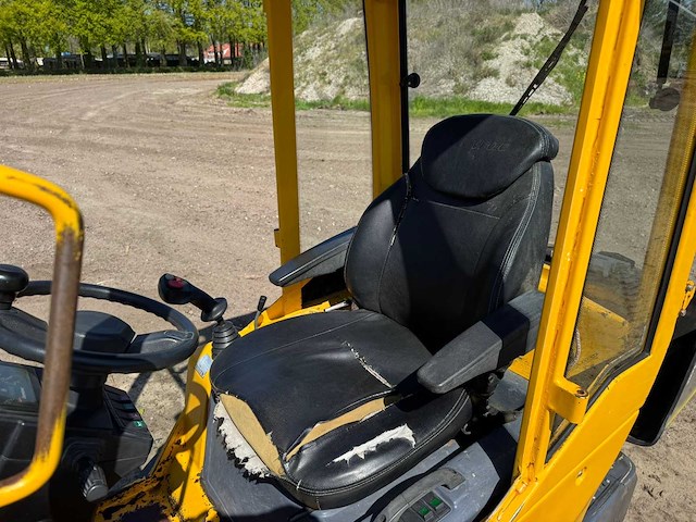 2020 eurotrac w11 shovel - afbeelding 1 van  4