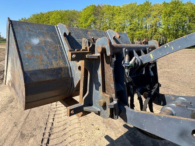 2020 eurotrac w11 shovel - afbeelding 2 van  4