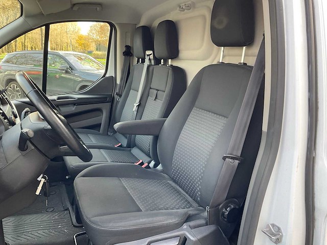 2020 ford transit custom 300 2.0 tdci trend bedrijfswagen, vhv-56-g - afbeelding 9 van  18